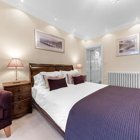 Gate House Holiday home *